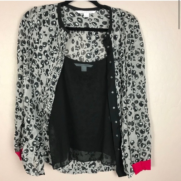 DVF Diane Von Furstenberg Silk Blouse - Picture 2 of 6